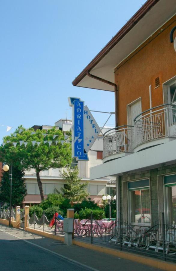 Hotel Adriatico Bellaria-Igea Marina Exteriér fotografie