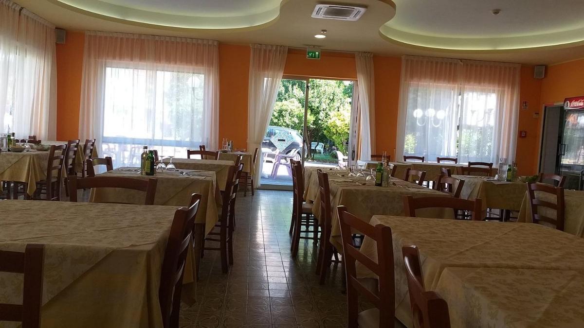 Hotel Adriatico Bellaria-Igea Marina Exteriér fotografie